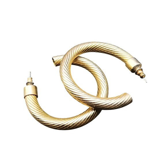 Gold Tone Vintage Fancy Twist Hoop Earrings Bold and Chunky Chic - Picture 2 of 4